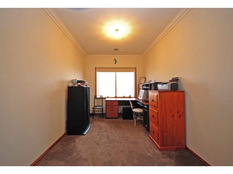 7 Emma Close, Drouin VIC 3818