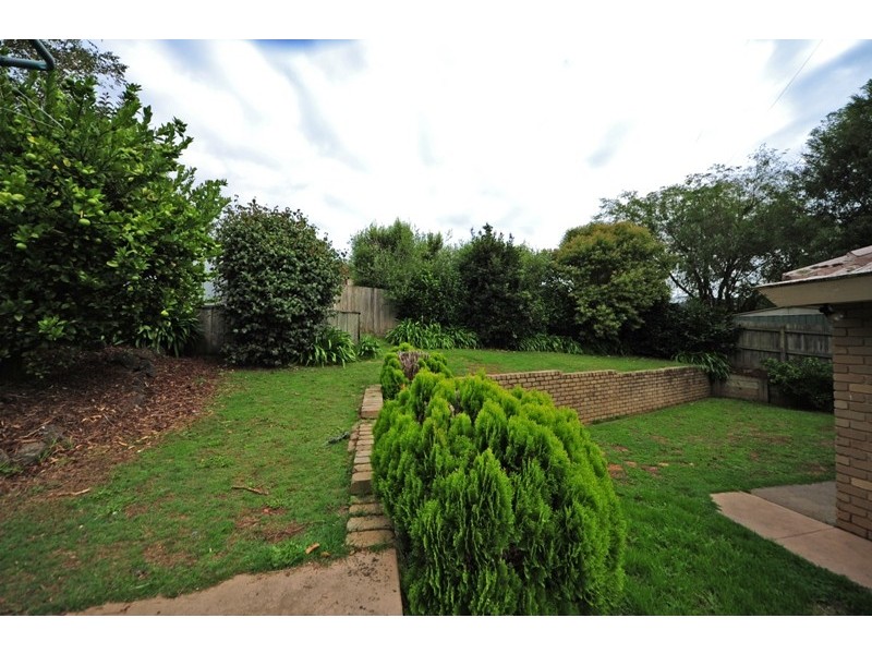 11 Valley View Street, Warragul VIC 3820