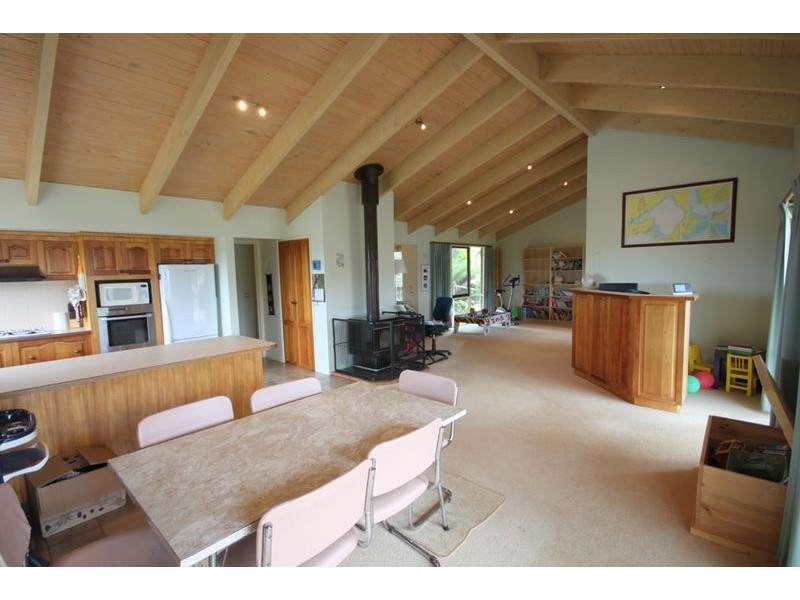 21 Burtonwood Court, Neerim South VIC 3831