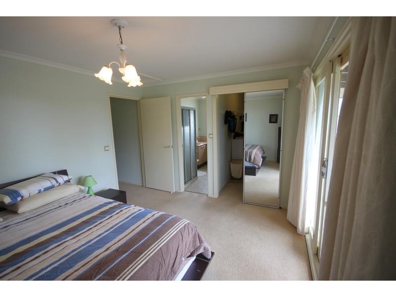 21 Burtonwood Court, Neerim South VIC 3831