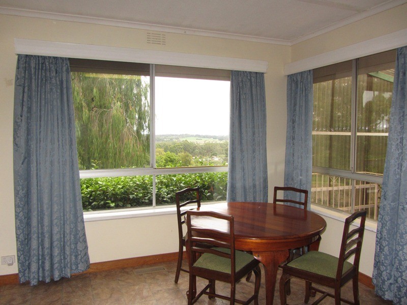 12 Francis Avenue, Drouin VIC 3818