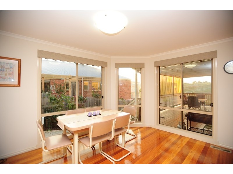 53 Walker Drive, Drouin VIC 3818