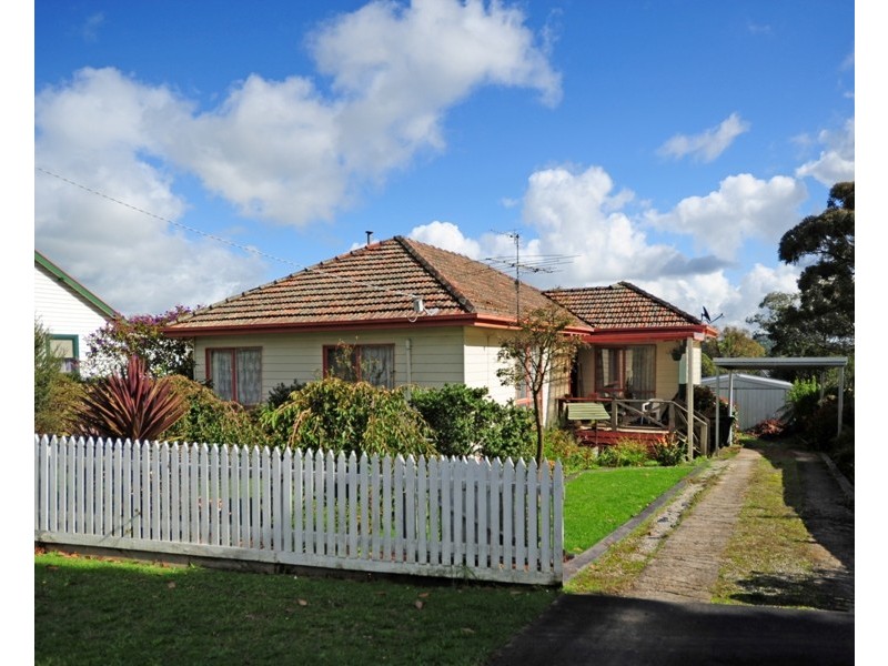 15 Hearn Street, Drouin VIC 3818
