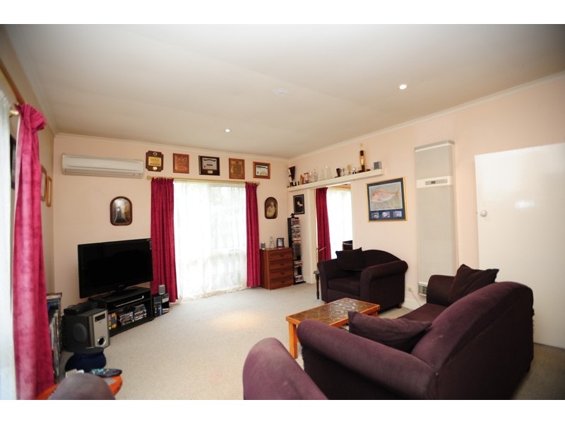 15 Hearn Street, Drouin VIC 3818