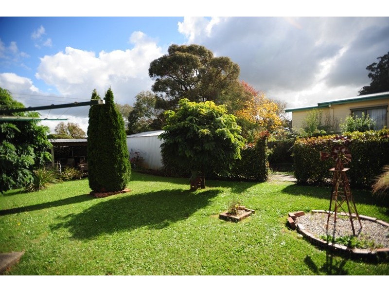15 Hearn Street, Drouin VIC 3818