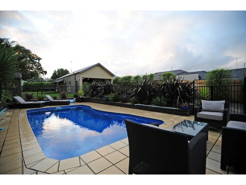 13 Normanby Street, Warragul VIC 3820