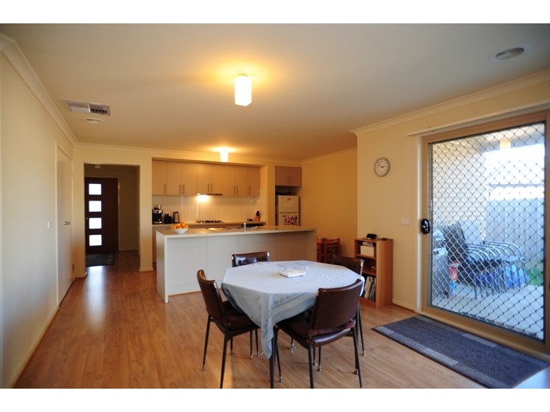 19 Harmon Drive, Drouin VIC 3818