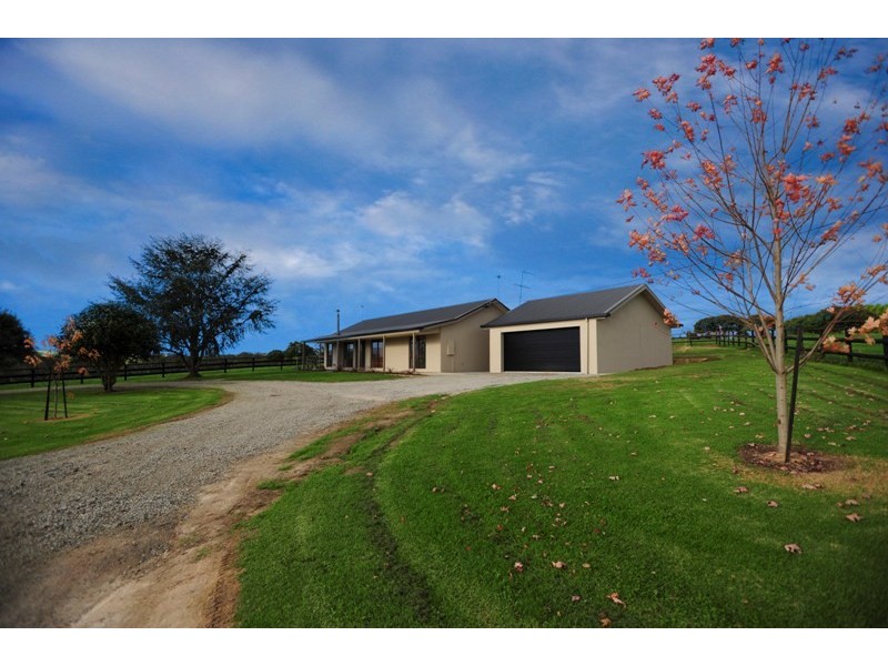 .475 Main Neerim Road, Drouin West VIC 3818