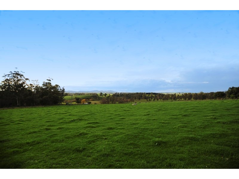 .475 Main Neerim Road, Drouin West VIC 3818