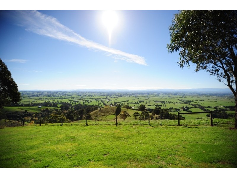 1081 Darnum Allambee Road, Cloverlea VIC 3822