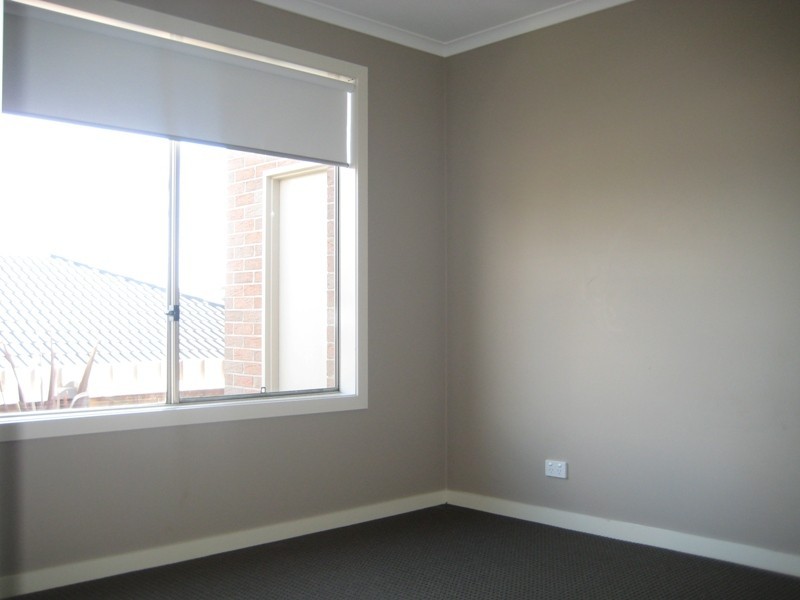 12 Eucalypt Court, Drouin VIC 3818