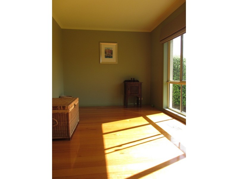 7 Wallace Crescent, Drouin VIC 3818