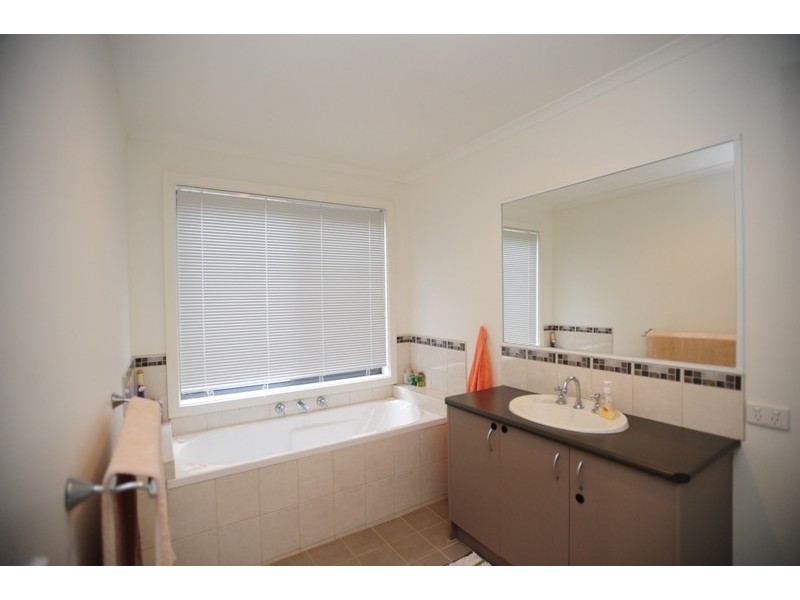 7 Blaxland Crescent, Warragul VIC 3820