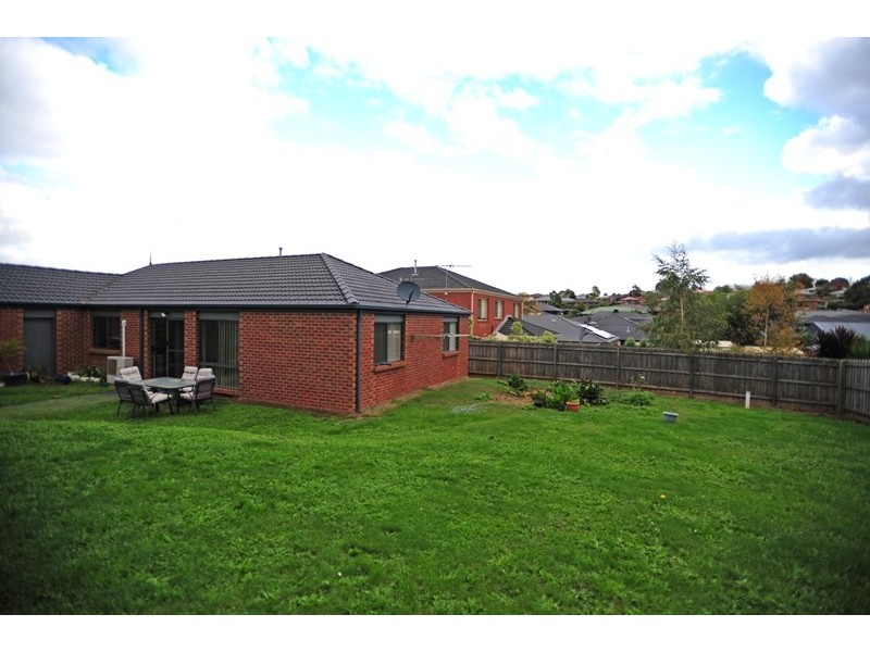 7 Blaxland Crescent, Warragul VIC 3820