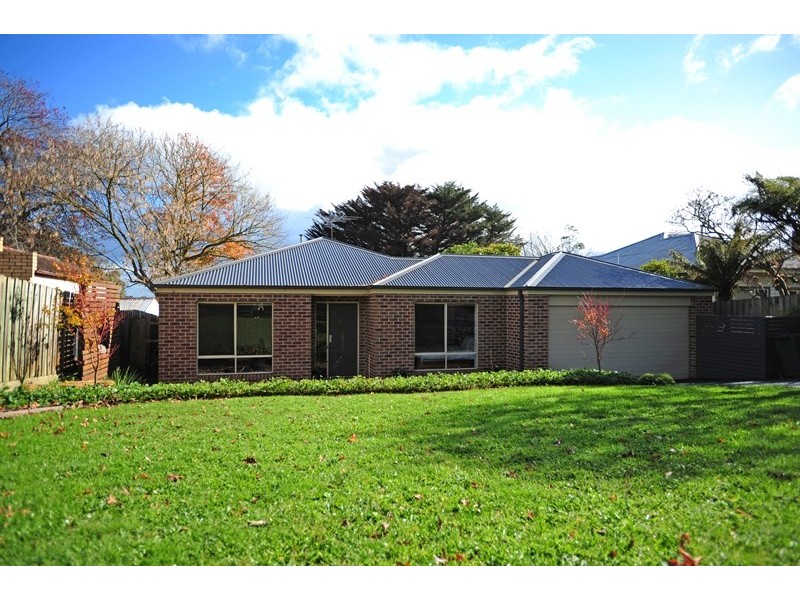 21 Hearn Street, Drouin VIC 3818