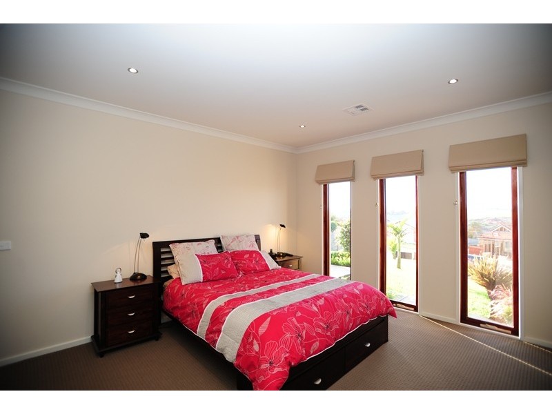 14 Cypress Court, Drouin VIC 3818