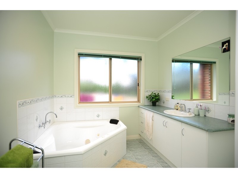 780 Princes Way, Drouin VIC 3818