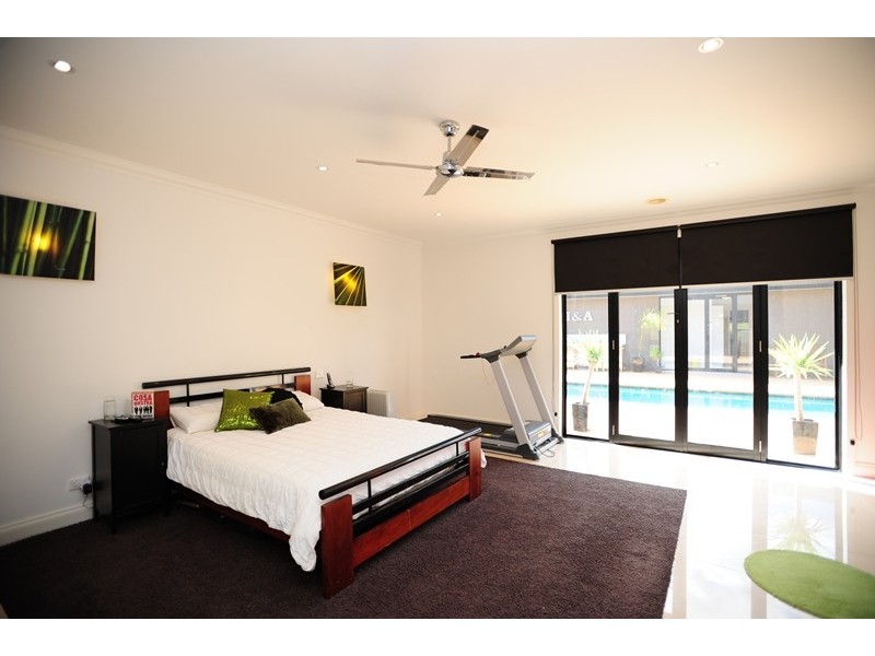 18 Dalmuir Court, Warragul VIC 3820