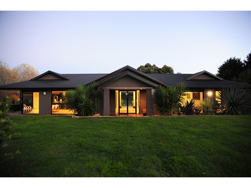 18 Dalmuir Court, Warragul VIC 3820