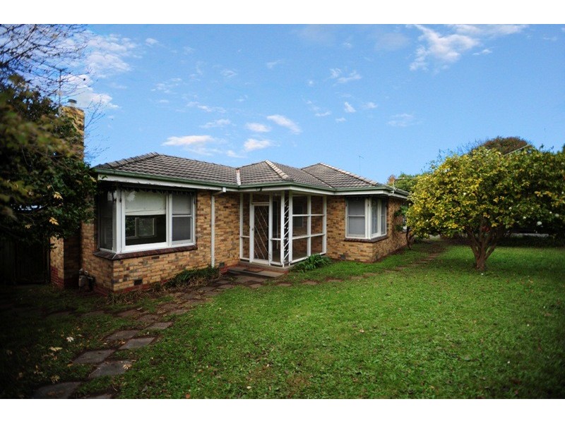 10 Balmoral Street, Warragul VIC 3820