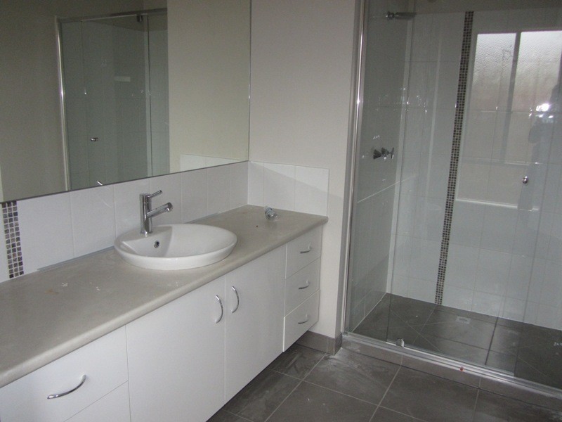 44 Kensington Square, Drouin VIC 3818