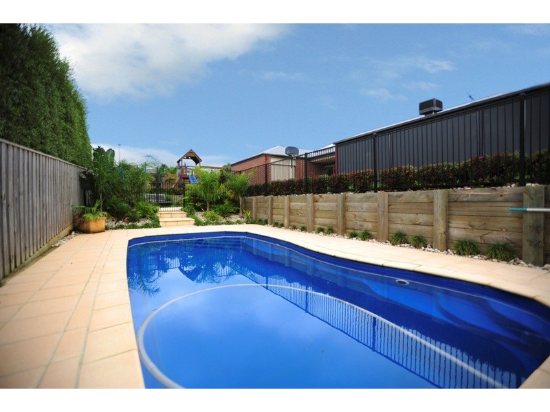 13 Arthurs Drive, Warragul VIC 3820