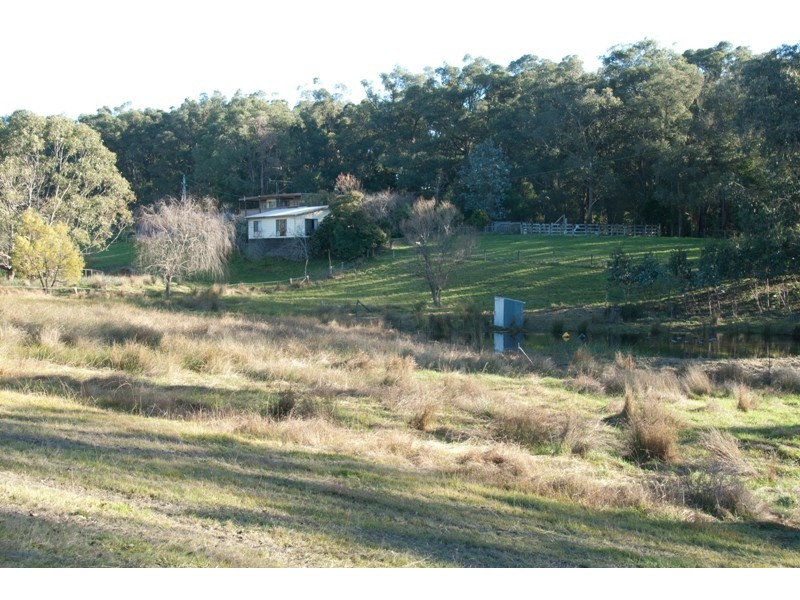 100 Gunn Road, Crossover VIC 3821