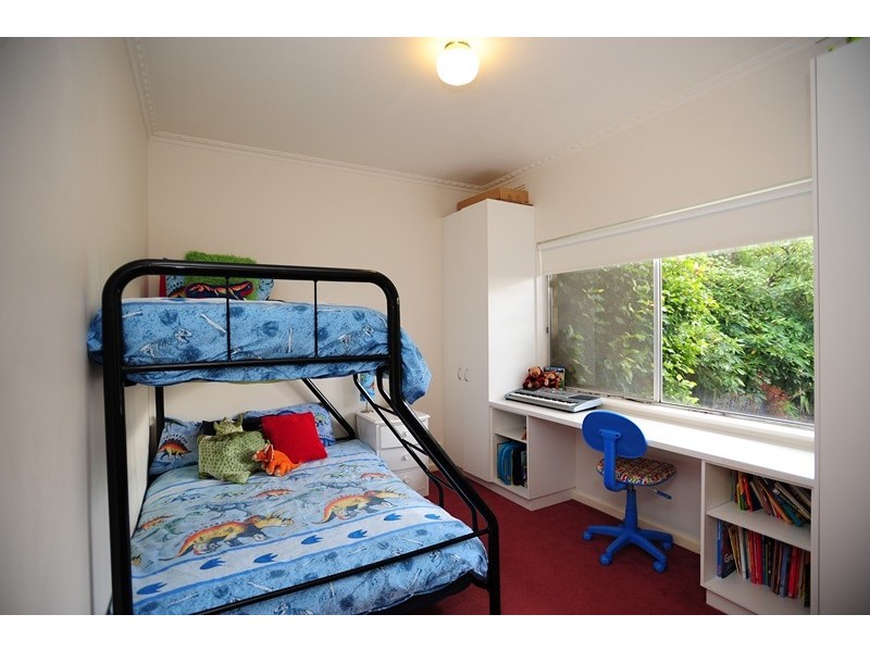 15 McNeilly Road, Drouin VIC 3818