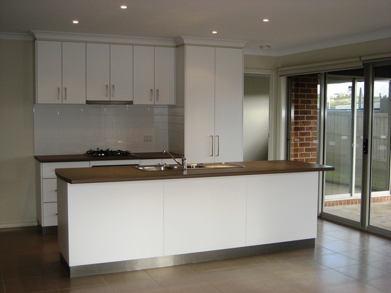 182 Twin Ranges Drive, Warragul VIC 3820