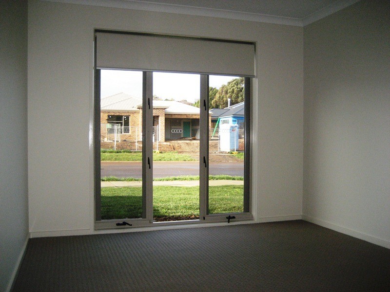 182 Twin Ranges Drive, Warragul VIC 3820