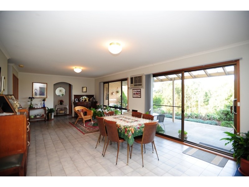 2 Warraview Close, Warragul VIC 3820