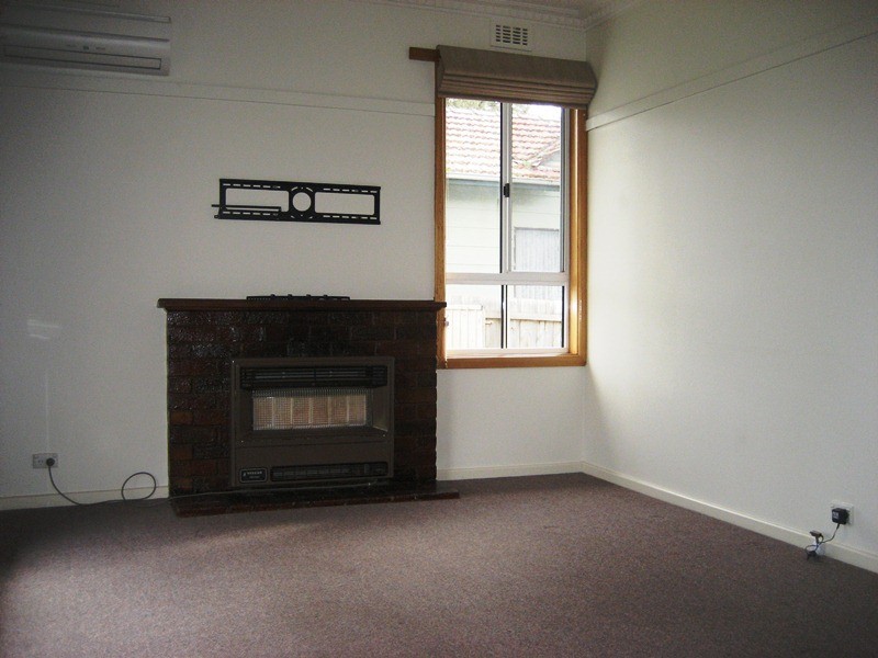 15 Pioneer Street, Warragul VIC 3820