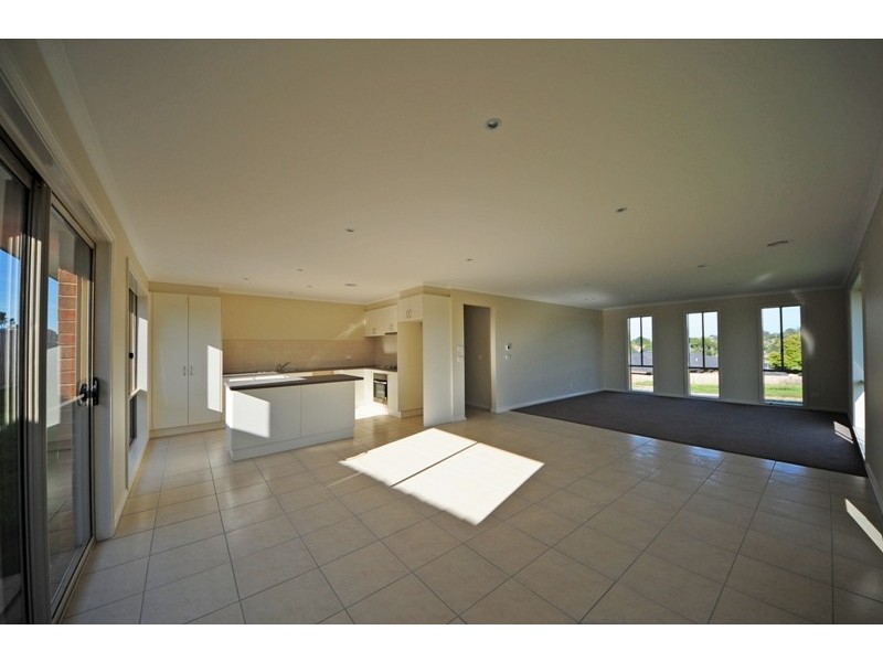 51 Steward Street, Warragul VIC 3820