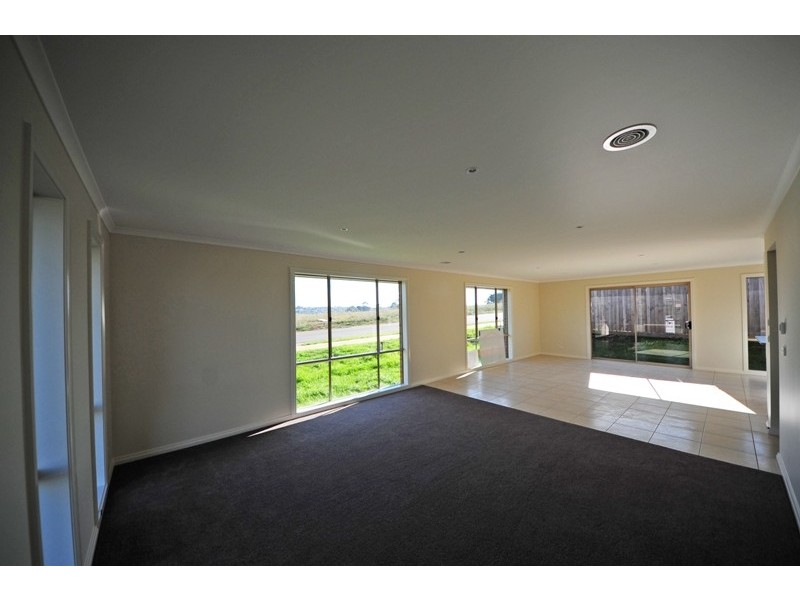 51 Steward Street, Warragul VIC 3820