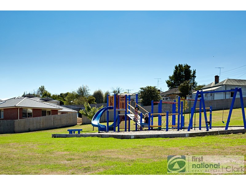 4 Sturt Place, Warragul VIC 3820