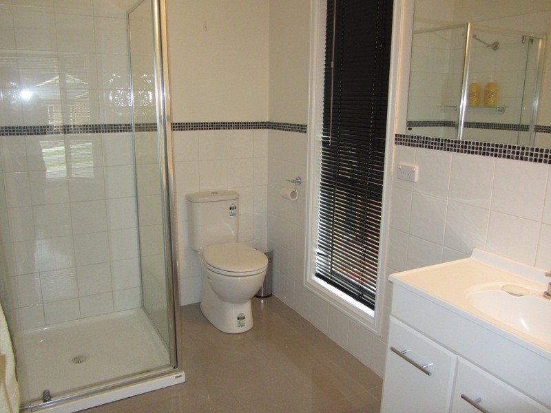 6 Summerhill Boulevard, Drouin VIC 3818