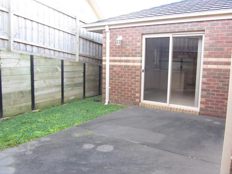 73a Bowen Street, Warragul VIC 3820