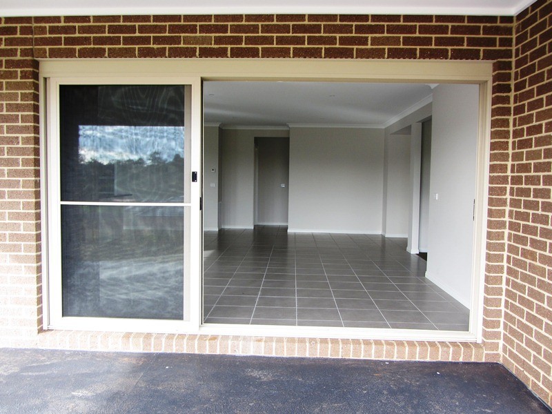 44 Kensington Square, Drouin VIC 3818
