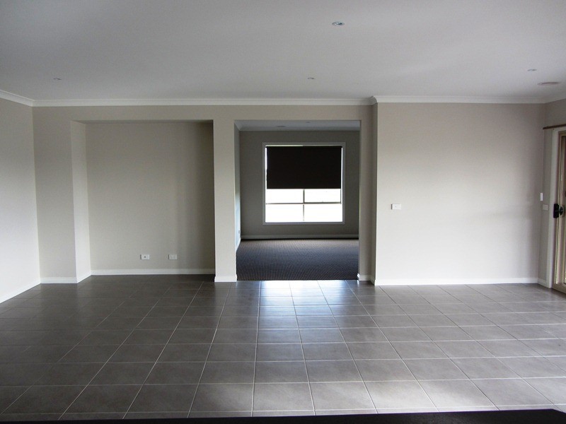 44 Kensington Square, Drouin VIC 3818