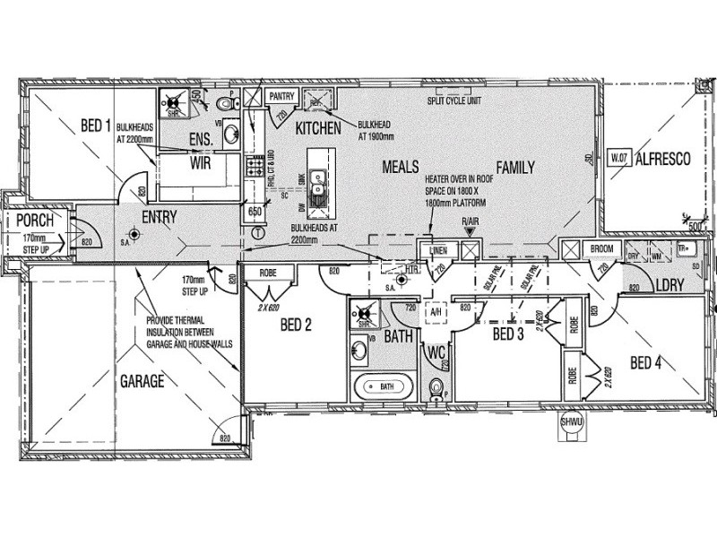 8 Namel Court, Drouin VIC 3818