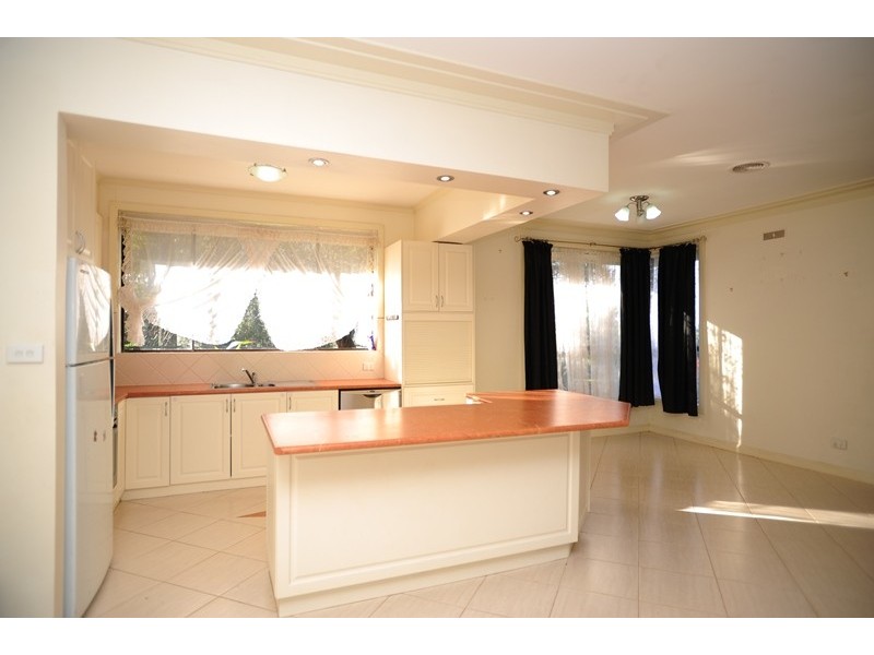 50 Lardner Road, Drouin VIC 3818