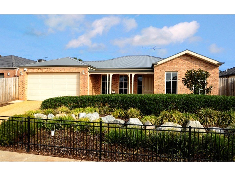 4 Park Vista, Drouin VIC 3818