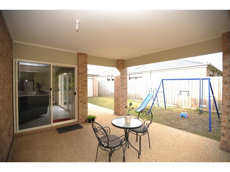 4 Park Vista, Drouin VIC 3818