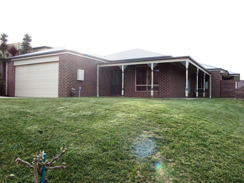 10 Barton Court, Warragul VIC 3820