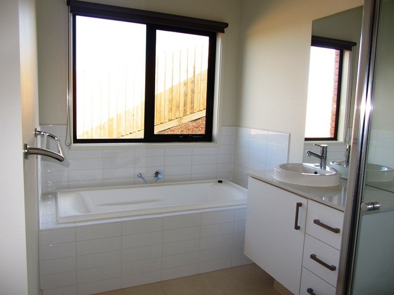 19 Ajax Street, Drouin VIC 3818