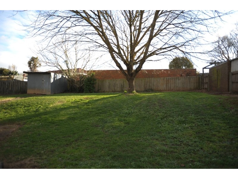 63 North Road, Warragul VIC 3820