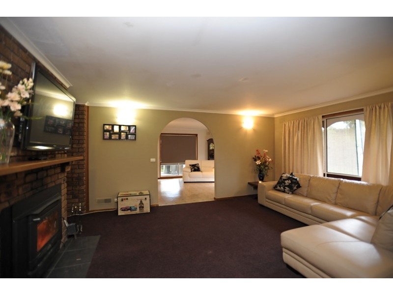 18 Bella Vista Drive, Warragul VIC 3820