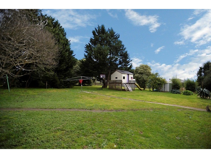 18 Bella Vista Drive, Warragul VIC 3820