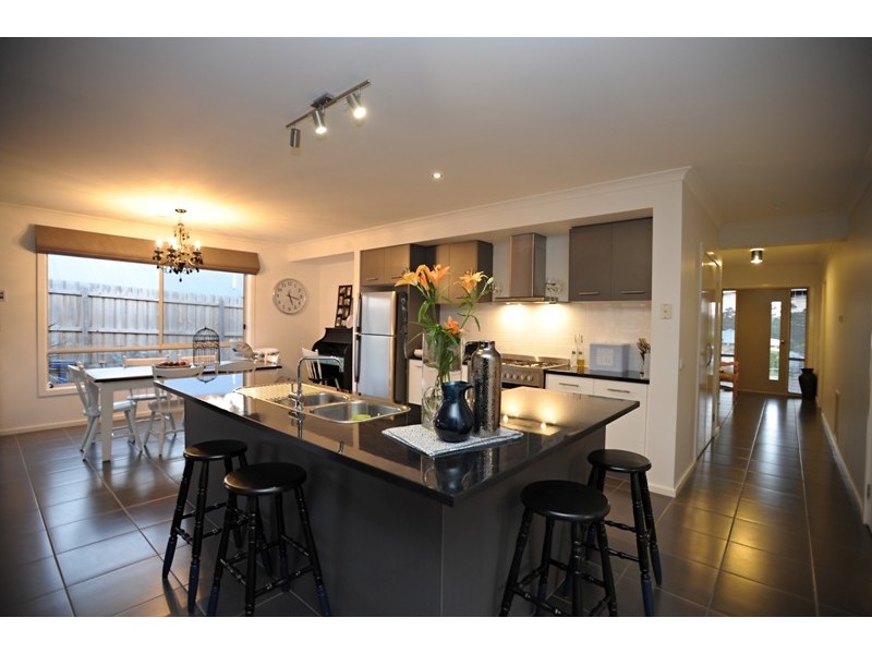 105 McNeilly Road, Drouin VIC 3818