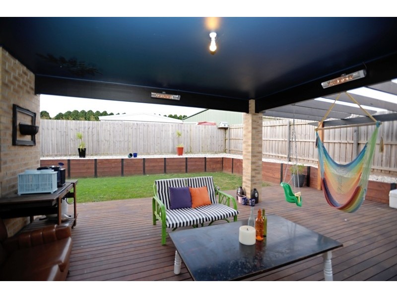 105 McNeilly Road, Drouin VIC 3818